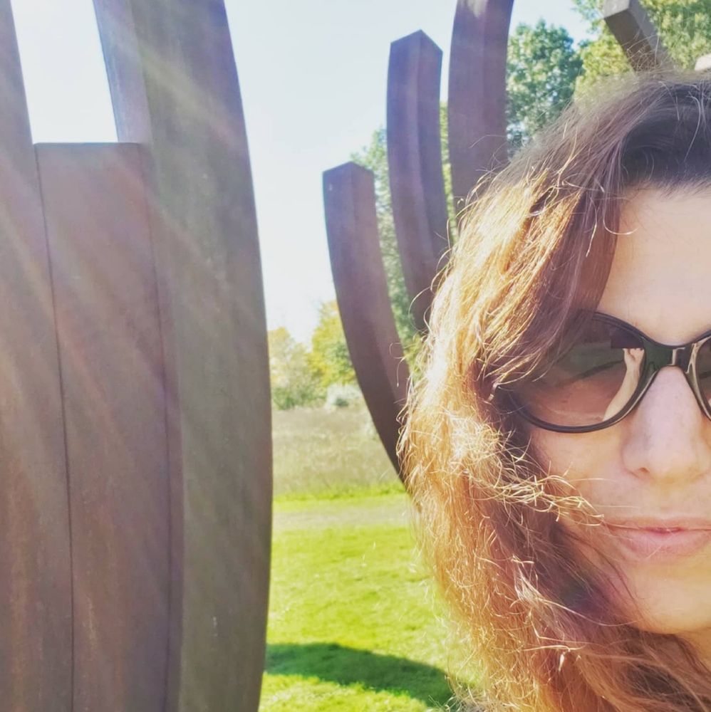 Meet your Posher, Danielle